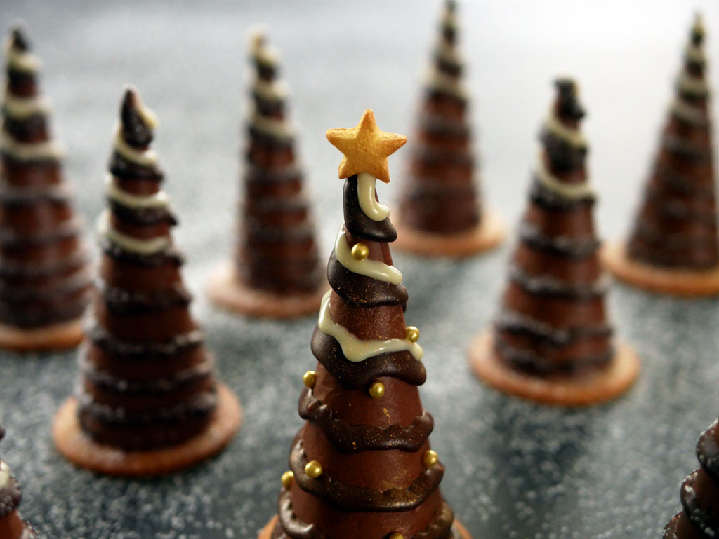 עץ חג המולד ממוס שוקולד