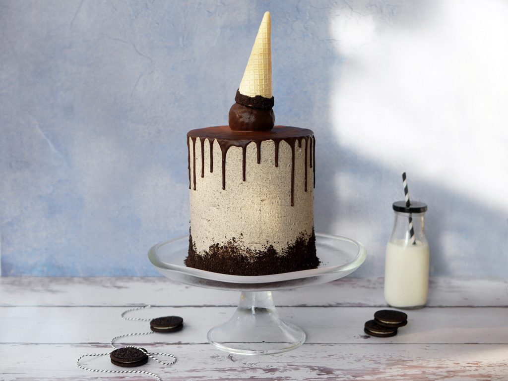 Chocolate Cake with Oreo Buttercream