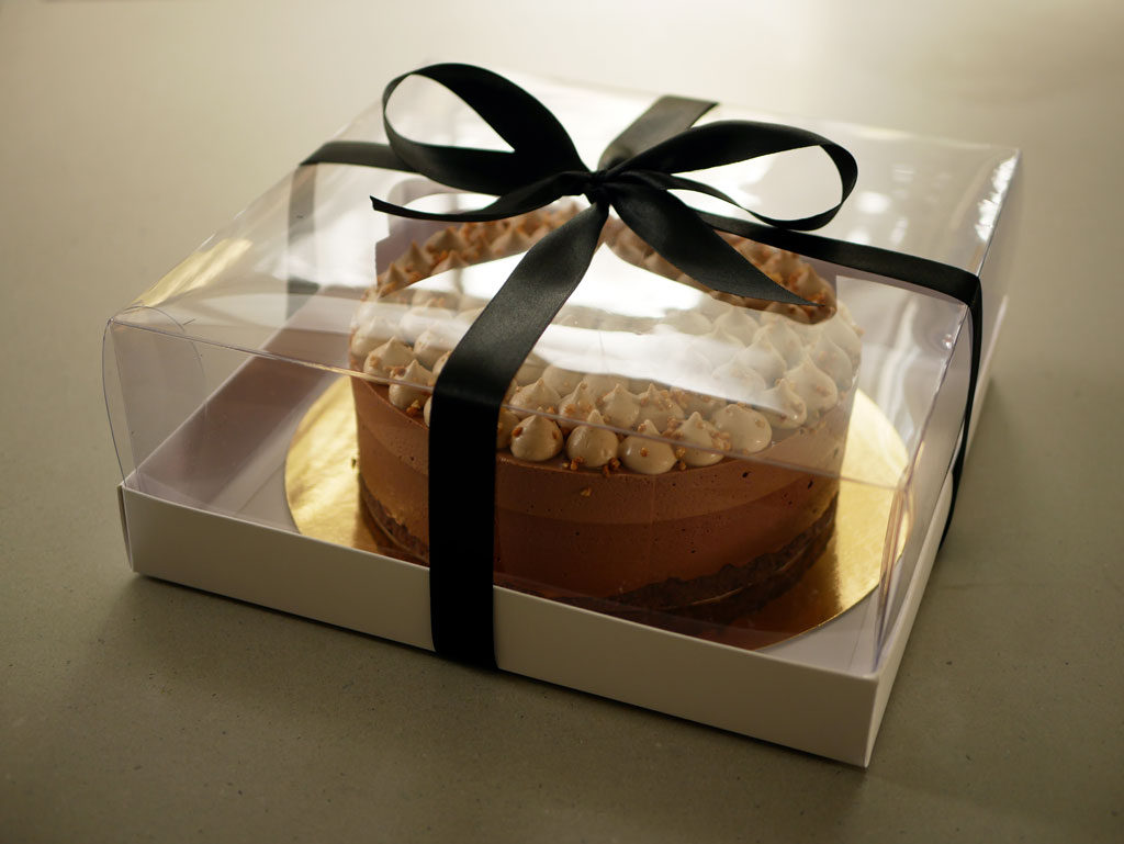 Gianduja chocolate mousse cake