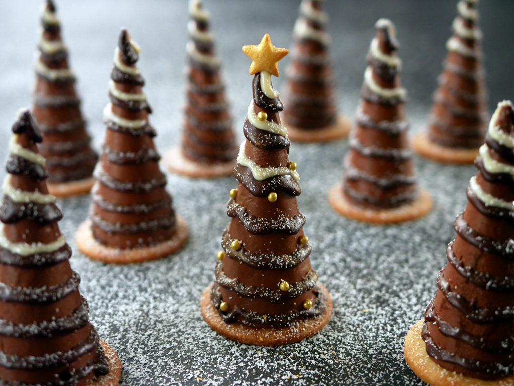 Christmas Tree Chocolate Mousse